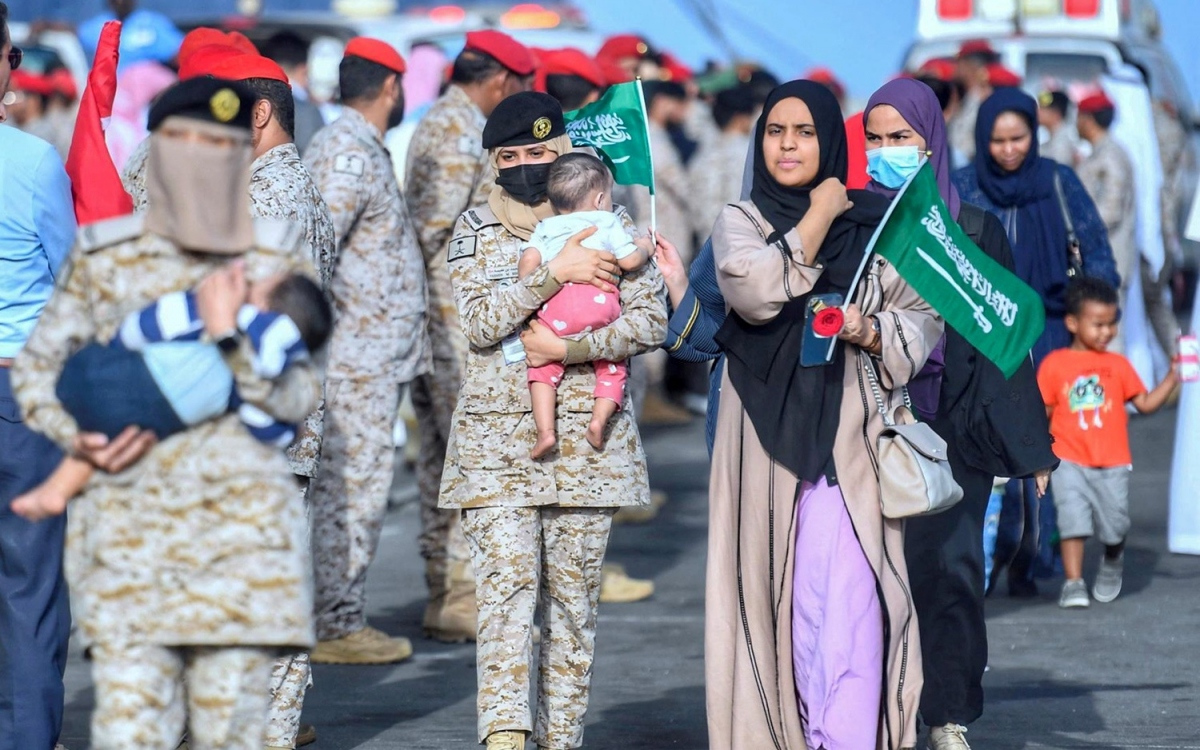 Saudi Arabia, Ai Cập tiên phong trong chiến dịch sơ tán quốc tế khỏi Sudan